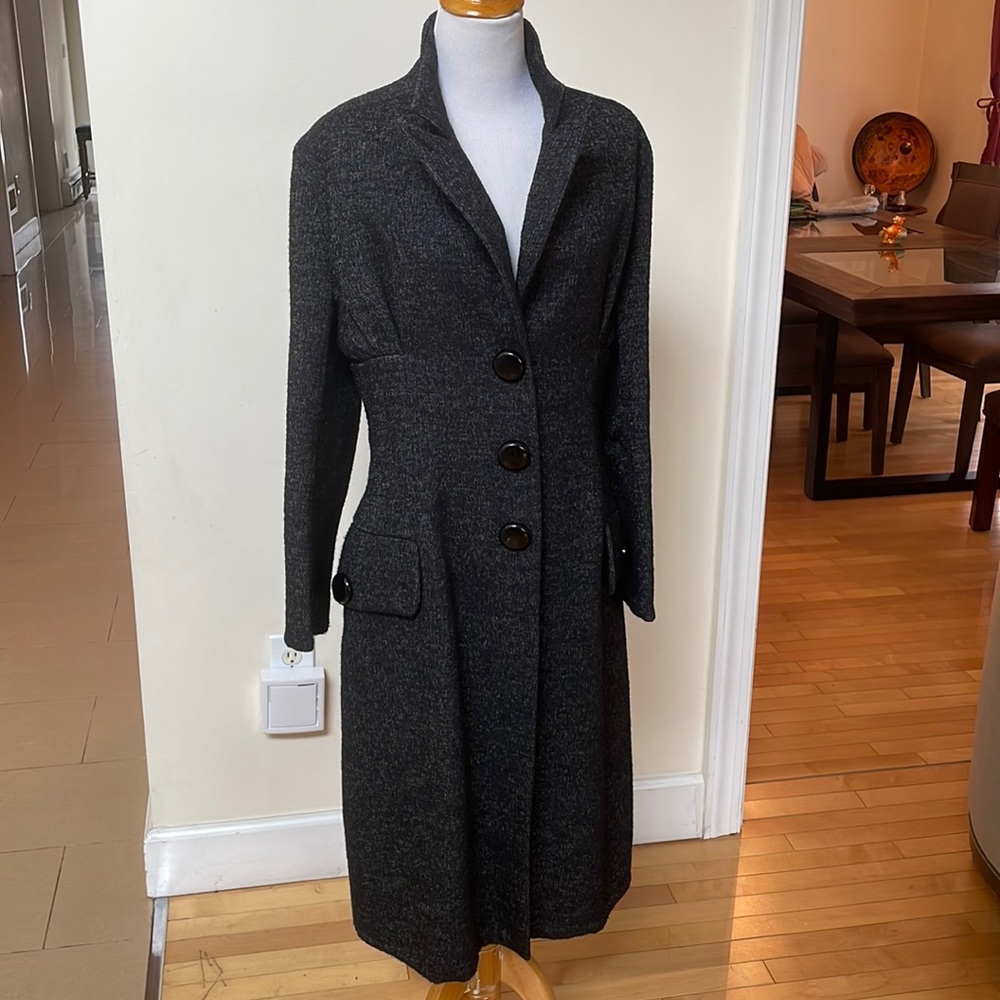 Authentic Louis Vuitton Coat, size 44, made in France